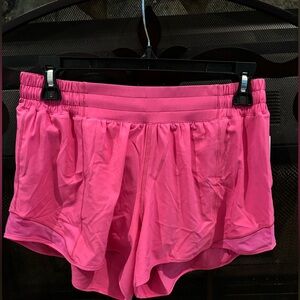 Lululemon Hotty Hot LR shorts size 8